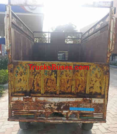 Mahindra Jeeto Mini Truck Images